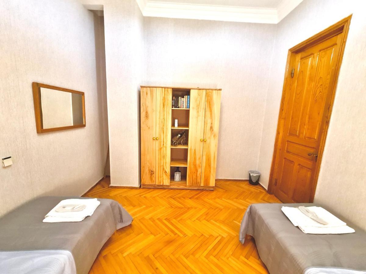 Guesthouse Zedafoni Zestafoni Εξωτερικό φωτογραφία