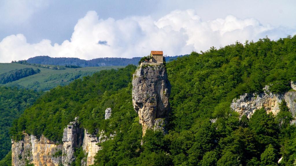 Guesthouse Zedafoni Zestafoni Εξωτερικό φωτογραφία