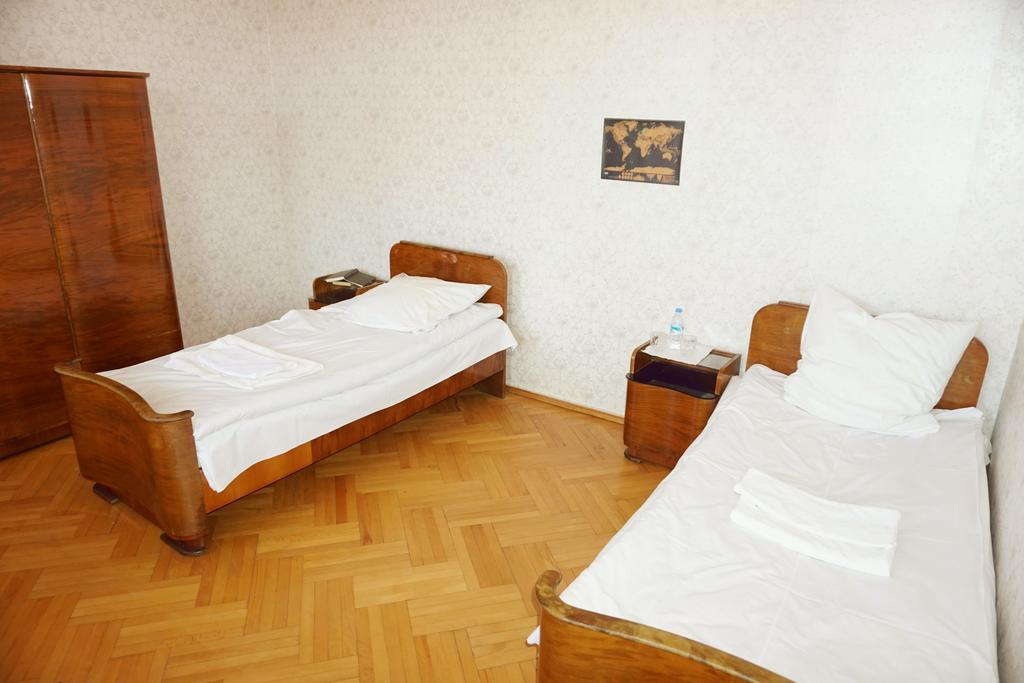 Guesthouse Zedafoni Zestafoni Εξωτερικό φωτογραφία