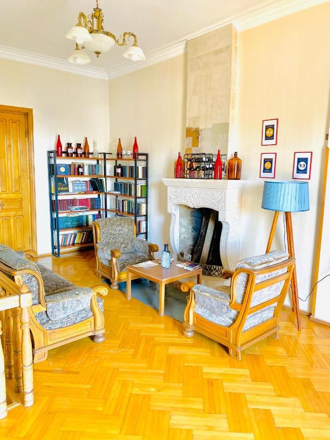 Guesthouse Zedafoni Zestafoni Εξωτερικό φωτογραφία