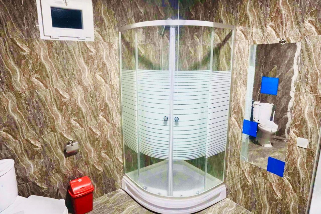 Guesthouse Zedafoni Zestafoni Εξωτερικό φωτογραφία