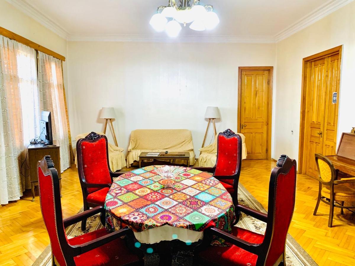 Guesthouse Zedafoni Zestafoni Εξωτερικό φωτογραφία
